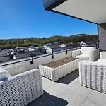 A L'aube De Bali Apartman *