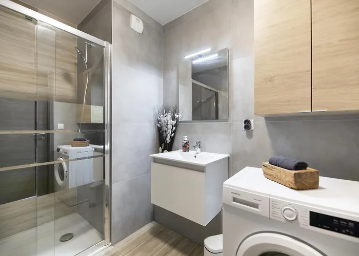 A L'aube De Bali * 岩尼维利